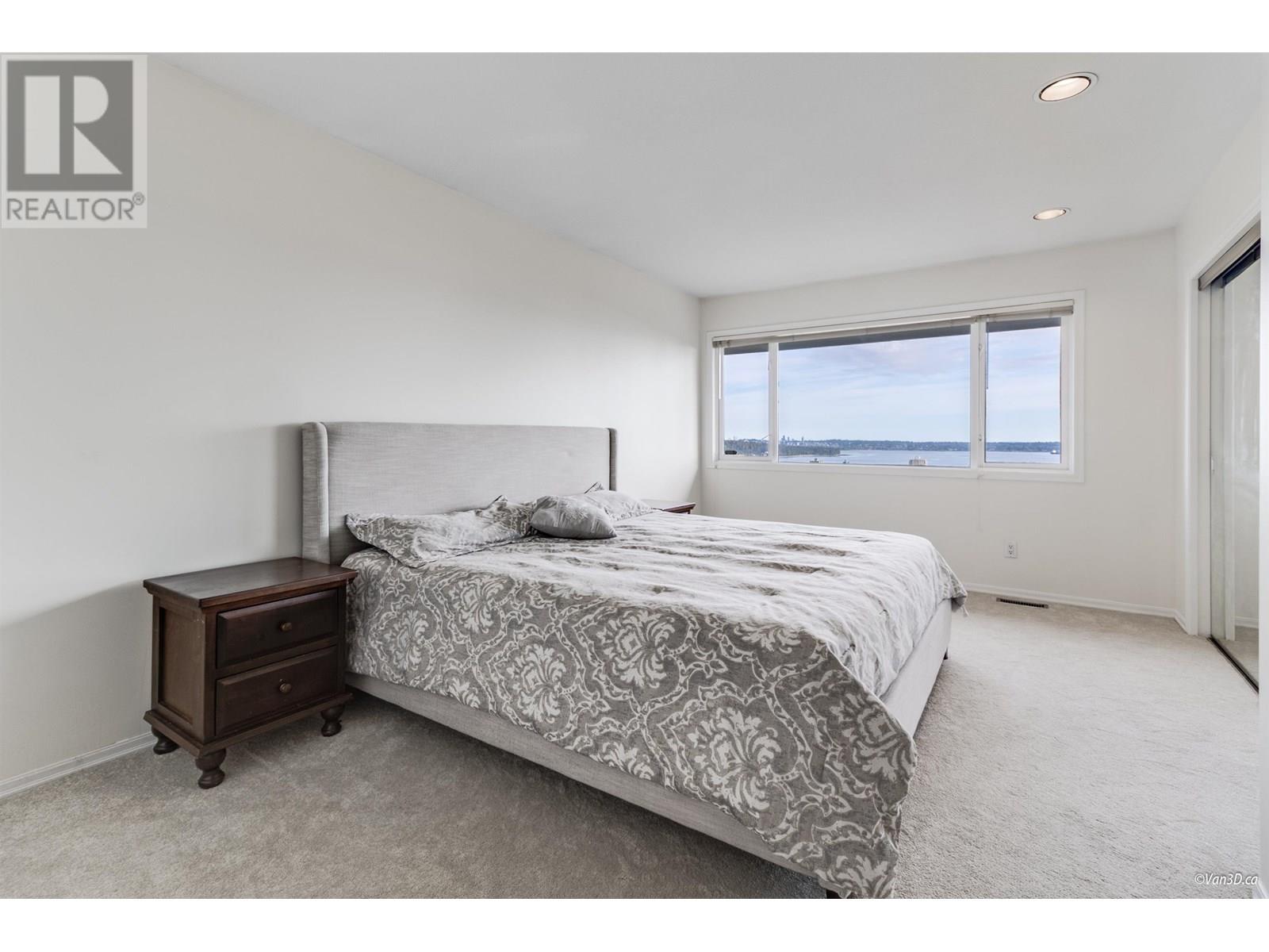 2272 OTTAWA AVENUE, West Vancouver
