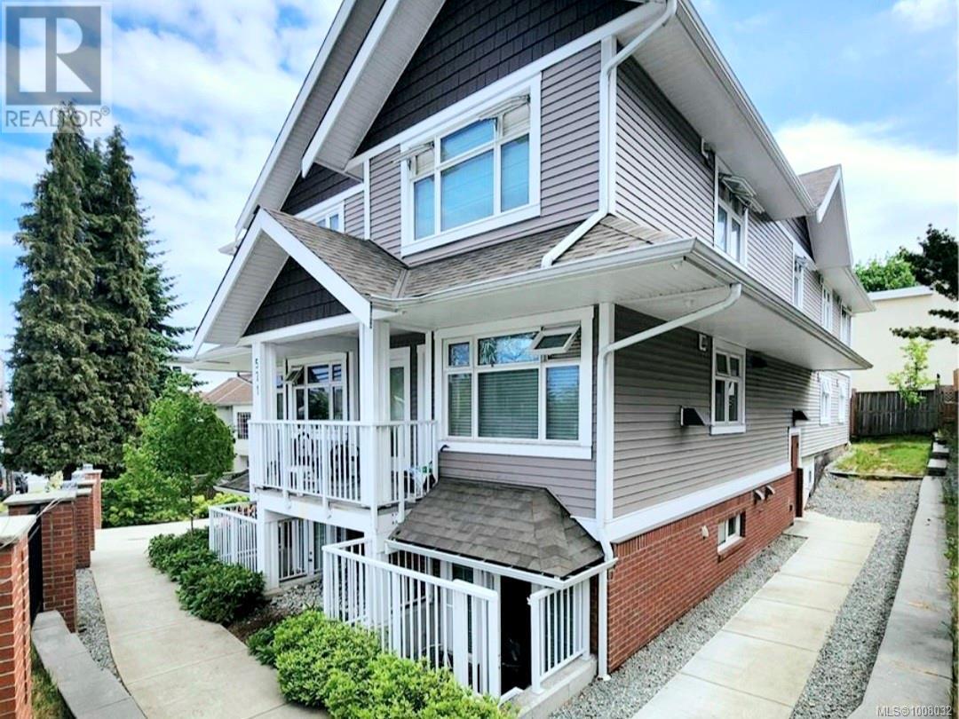 Photo 5 of 571 Albert St, Nanaimo BC