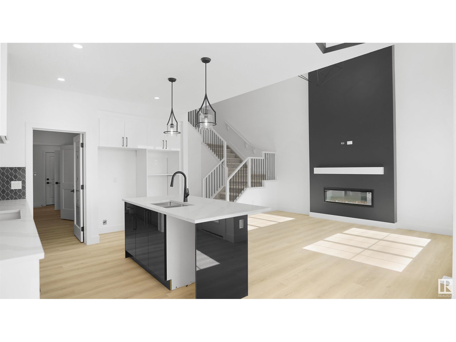 Photo 8 of 807 30 Av Nw, Edmonton AB
