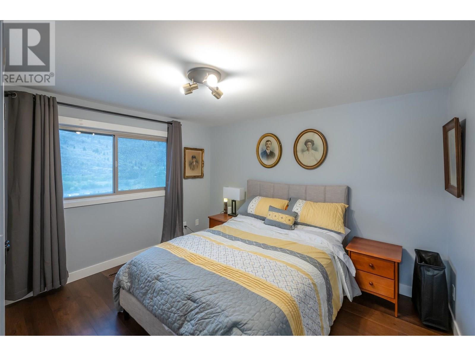  6521 BELLEVUE Drive, Oliver
