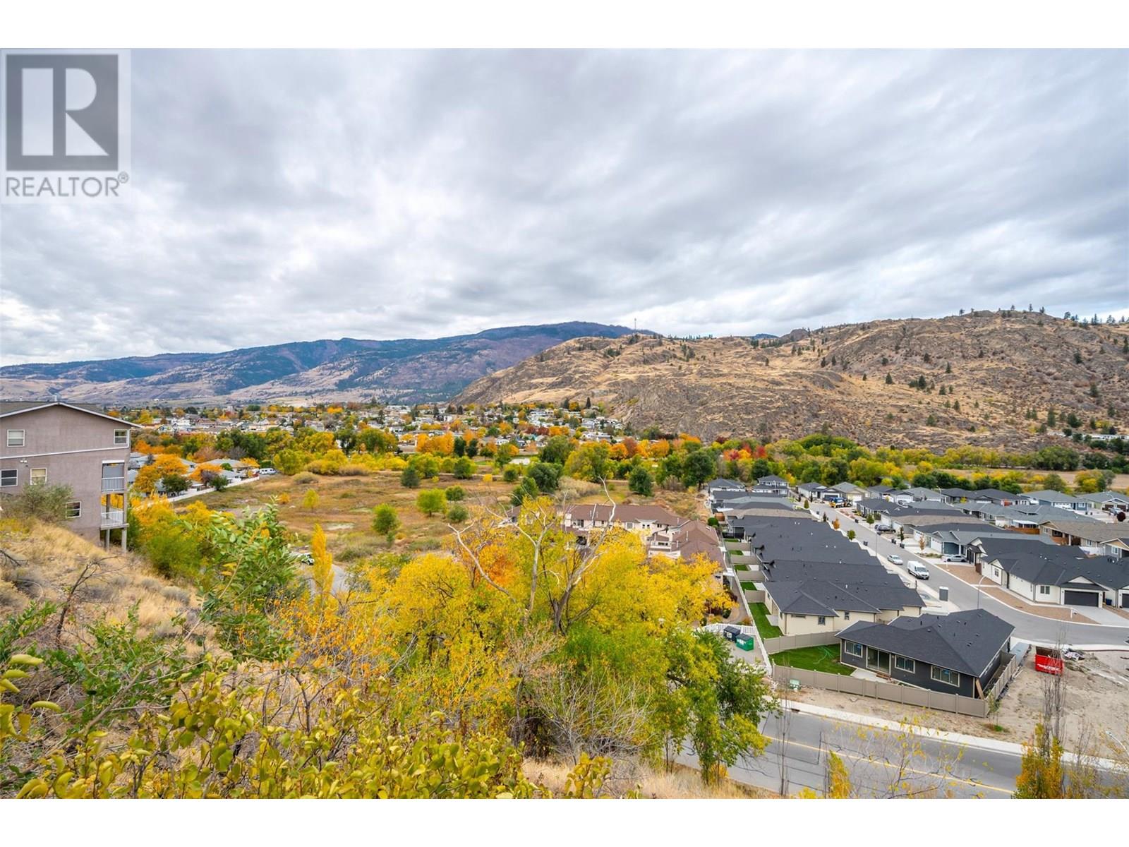  6521 BELLEVUE Drive, Oliver