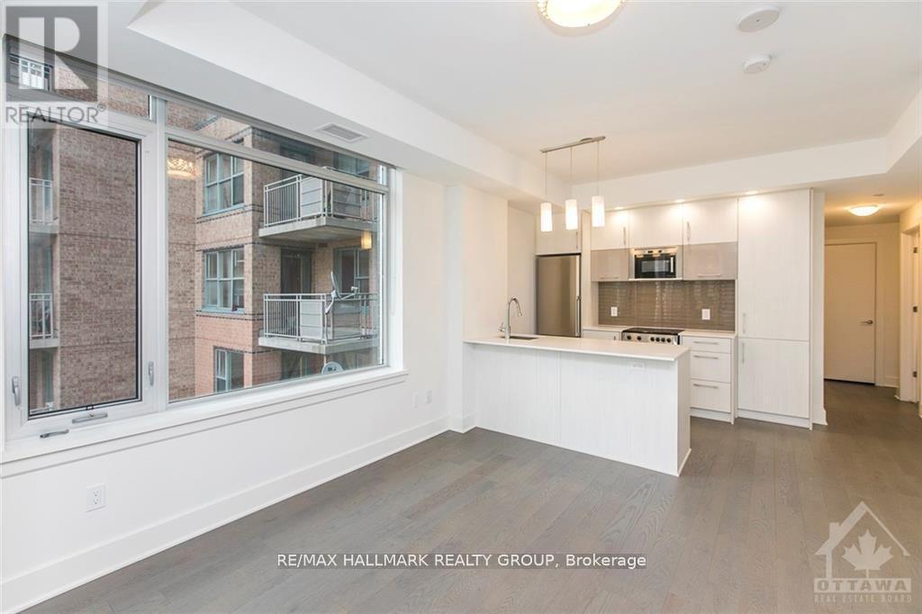Photo 5 of 905 255 Bay Street Ottawa, Ottawa ON