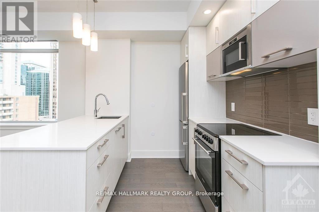 Photo 6 of 905 255 Bay Street Ottawa, Ottawa ON