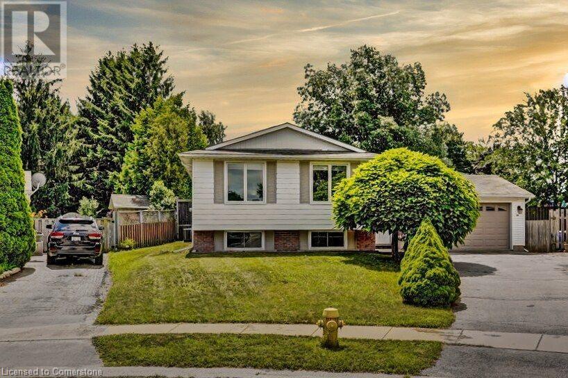 Photo 25 of 14 Thistledown Drive, Brantford ON