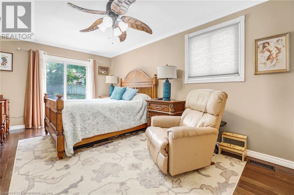 Photo 14 of 14 Thistledown Drive, Brantford ON