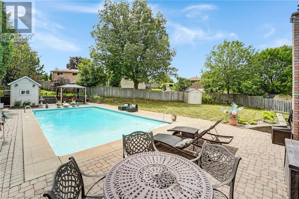 Photo 49 of 14 Thistledown Drive, Brantford ON