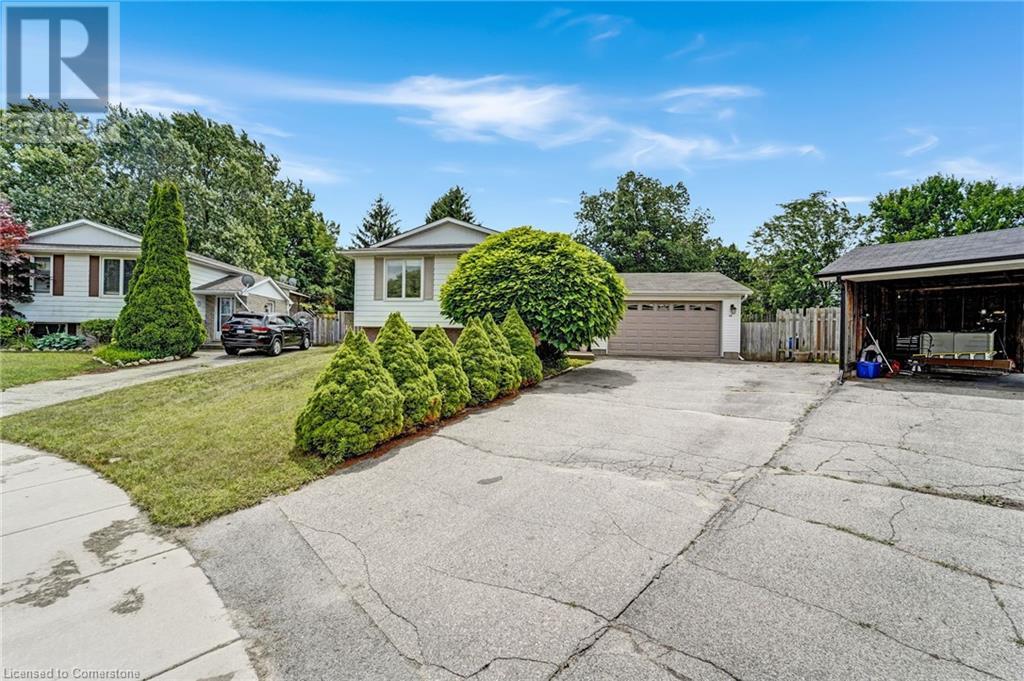 Photo 47 of 14 Thistledown Drive, Brantford ON