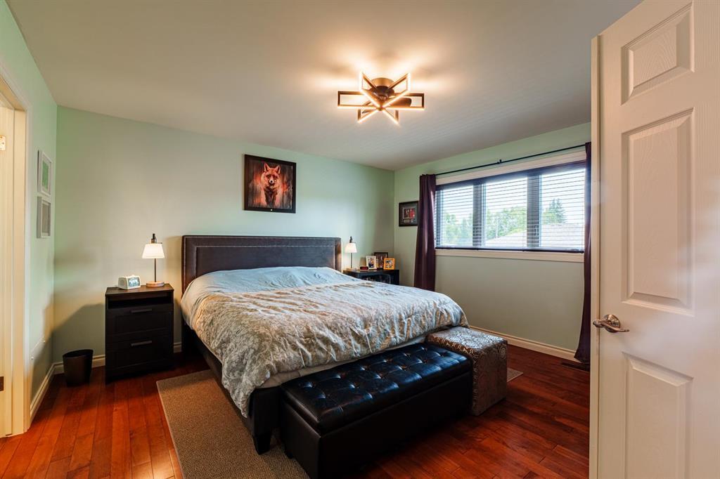 Photo 34 of 108 Hillview Avenue, East St Paul MB