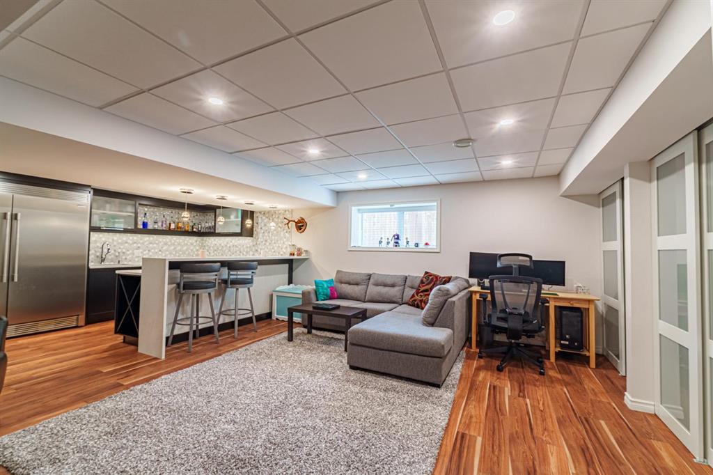 Photo 5 of 108 Hillview Avenue, East St Paul MB