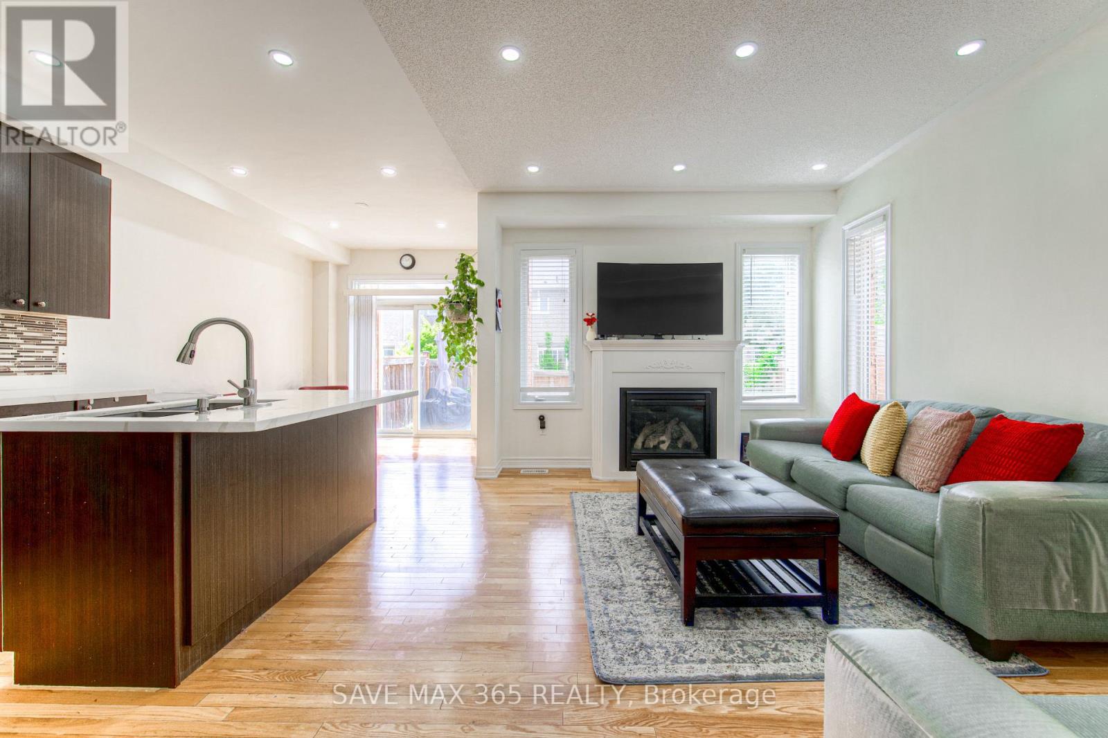 Photo 28 of 722 Megson Terrace, Milton ON