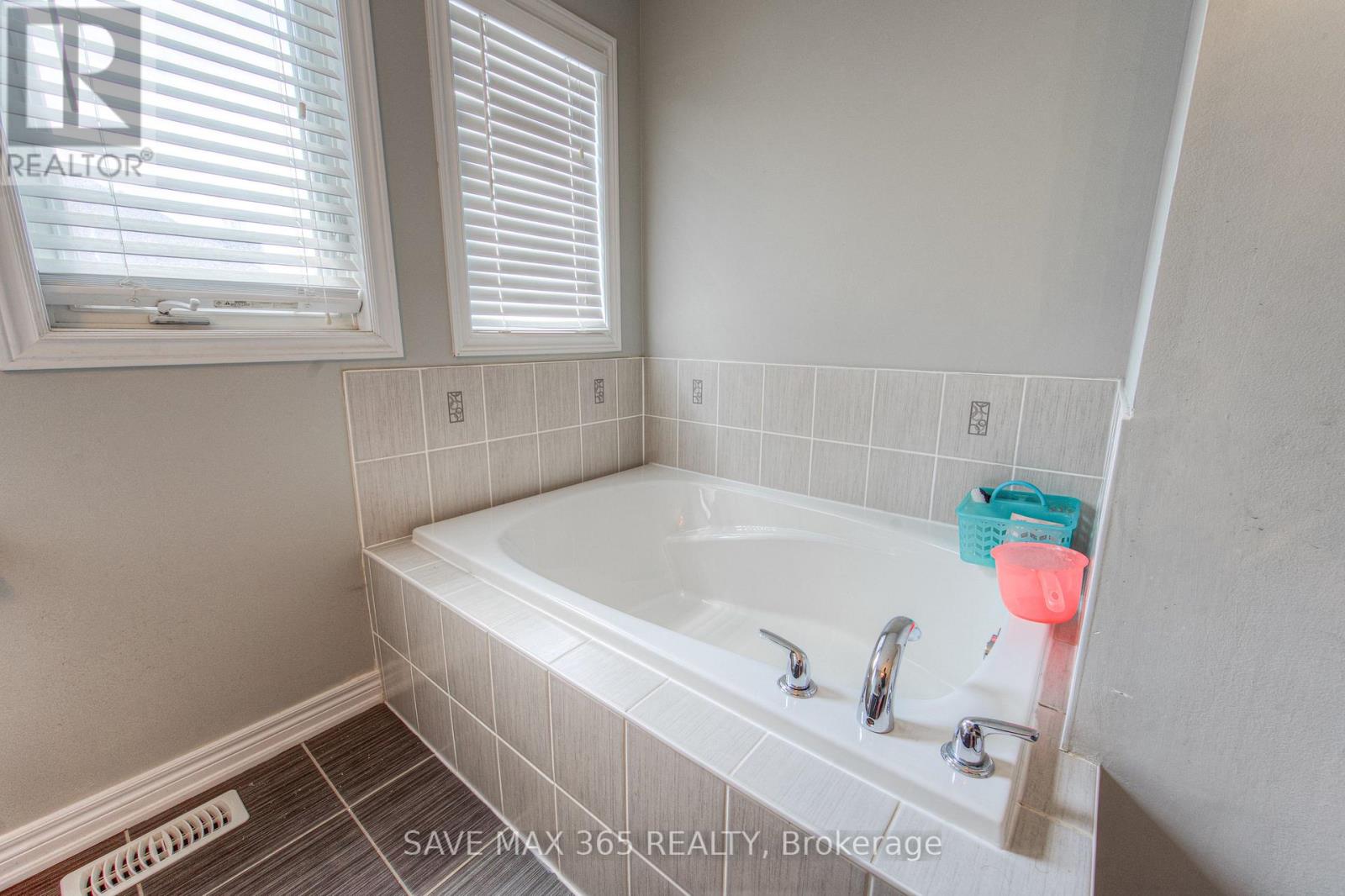 Photo 6 of 722 Megson Terrace, Milton ON