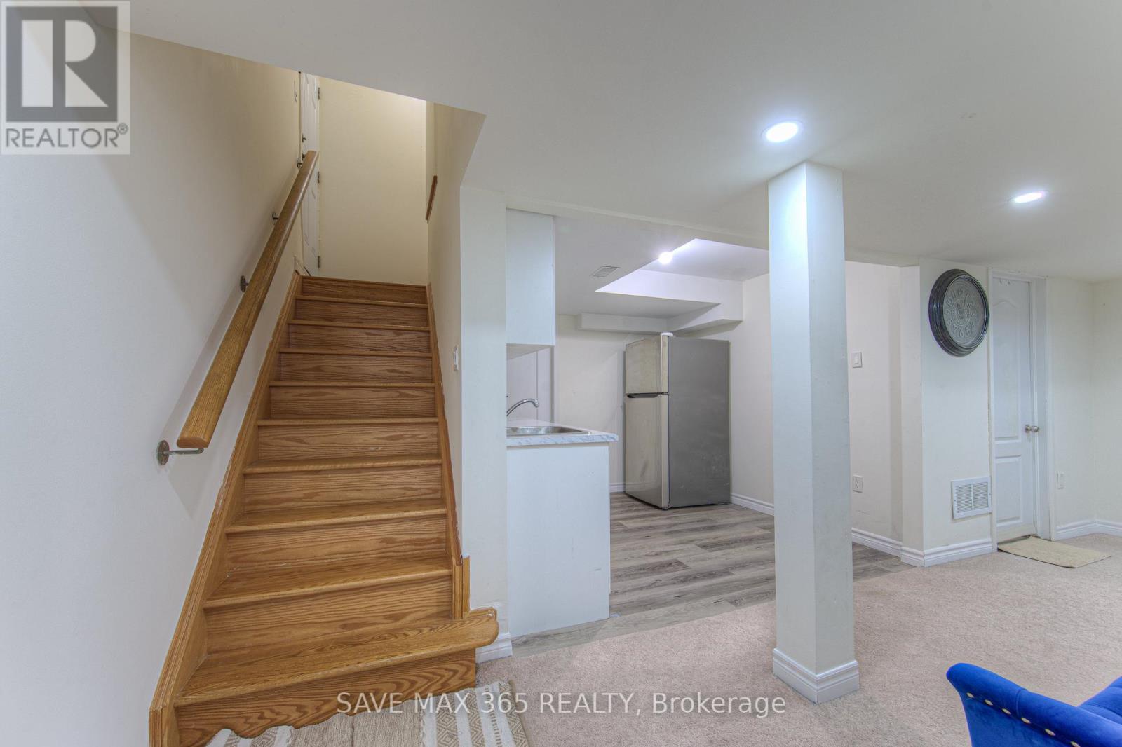 Photo 9 of 722 Megson Terrace, Milton ON