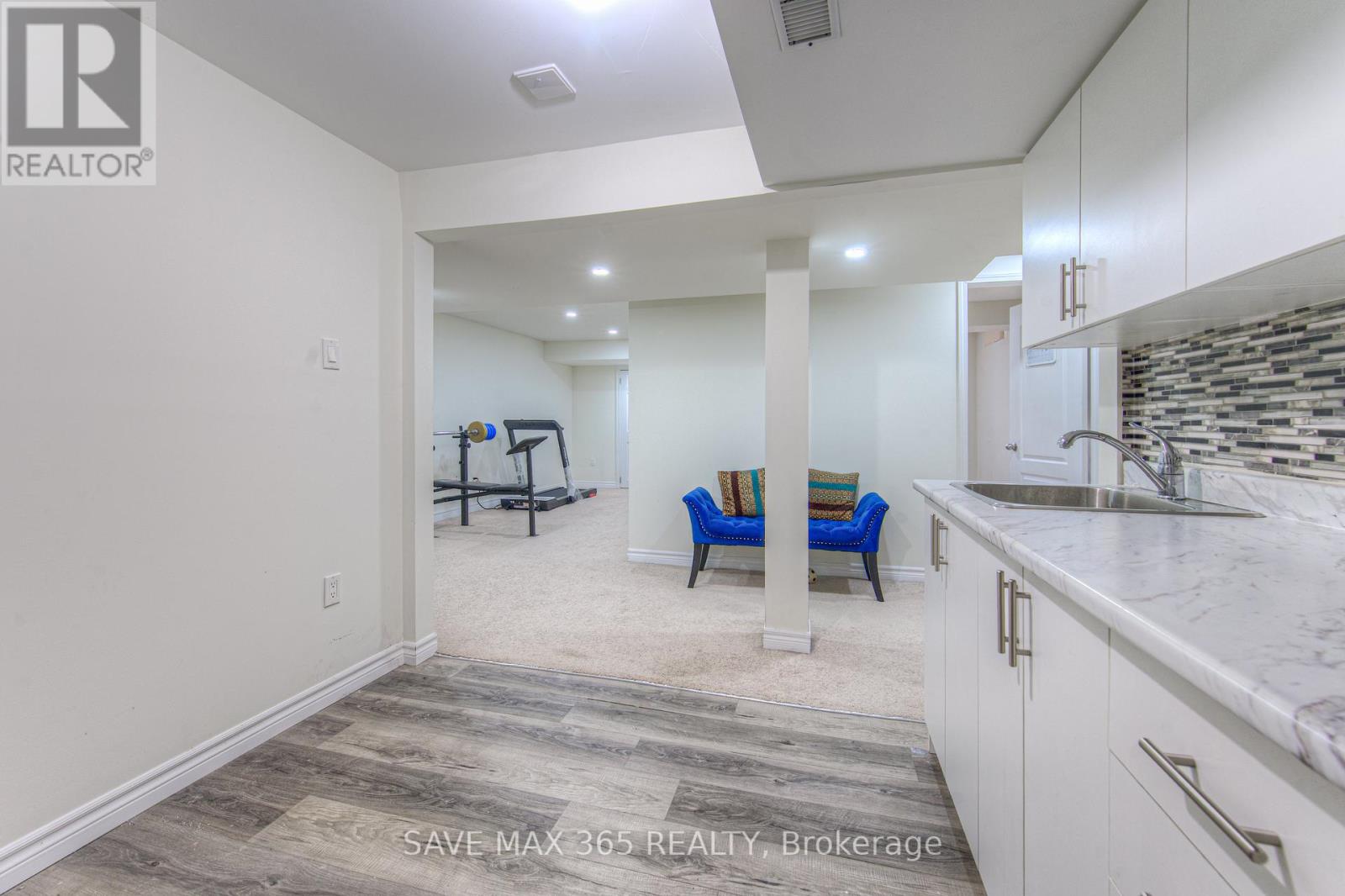 Photo 10 of 722 Megson Terrace, Milton ON