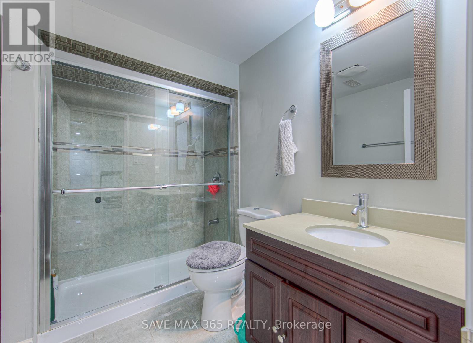 Photo 40 of 722 Megson Terrace, Milton ON