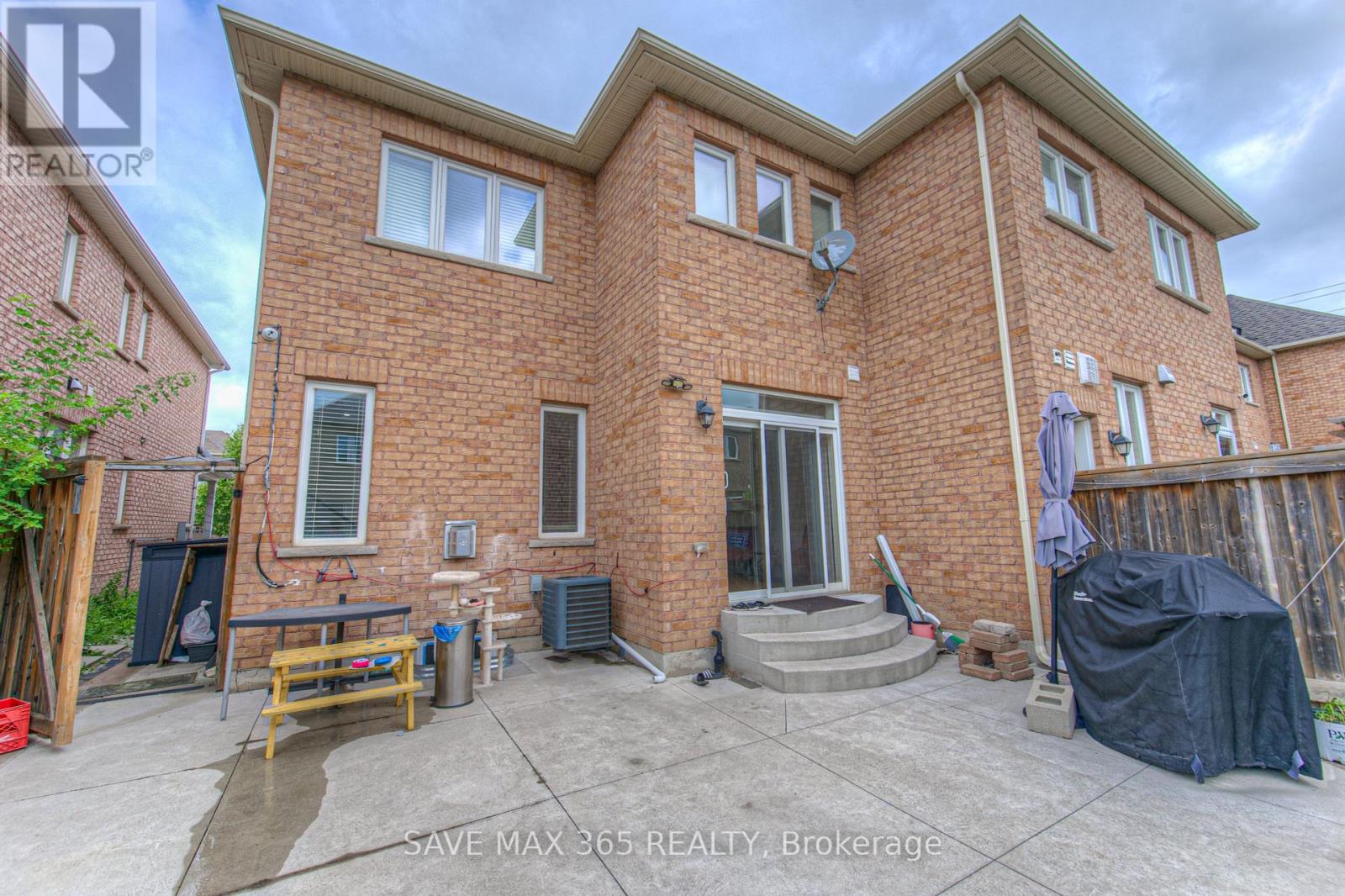 Photo 19 of 722 Megson Terrace, Milton ON