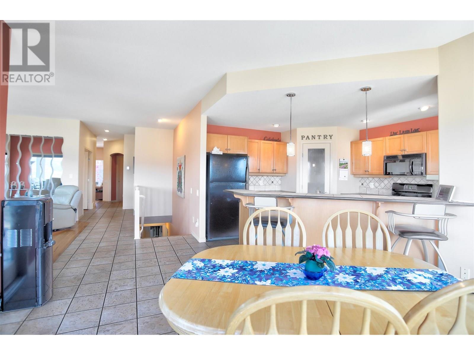  5038 South Ridge Drive, Kelowna