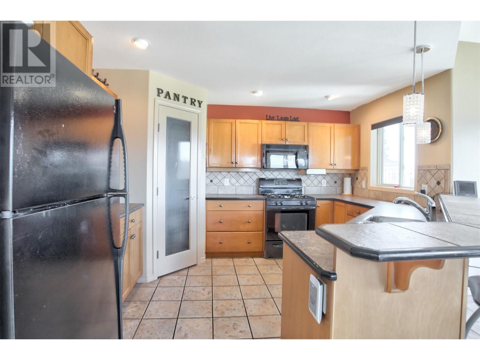  5038 South Ridge Drive, Kelowna