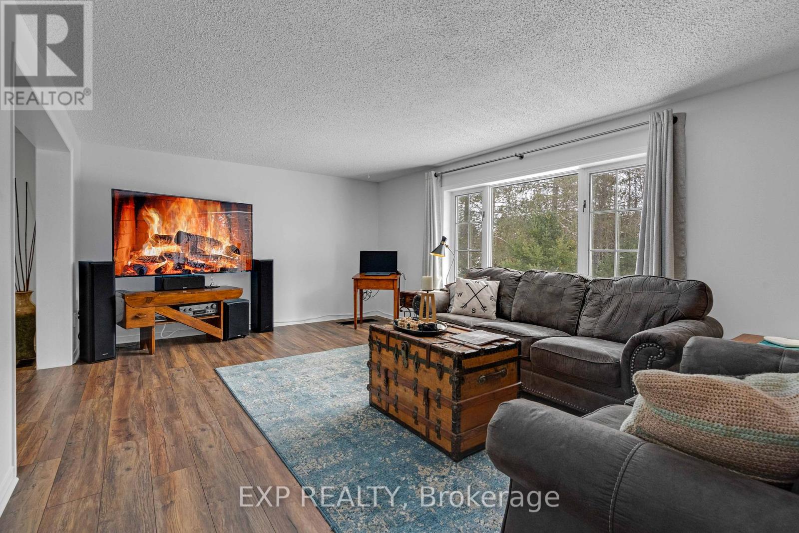 Photo 11 of 1719 Weslemkoon Lake Road, Limerick ON