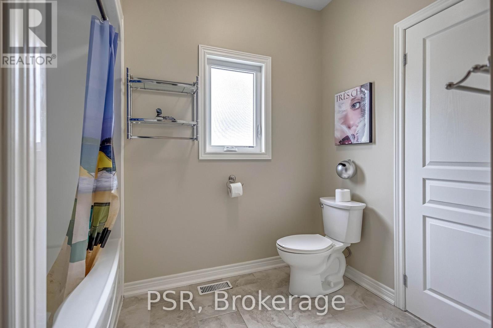 Photo 19 of 653 Deere Street, Welland ON