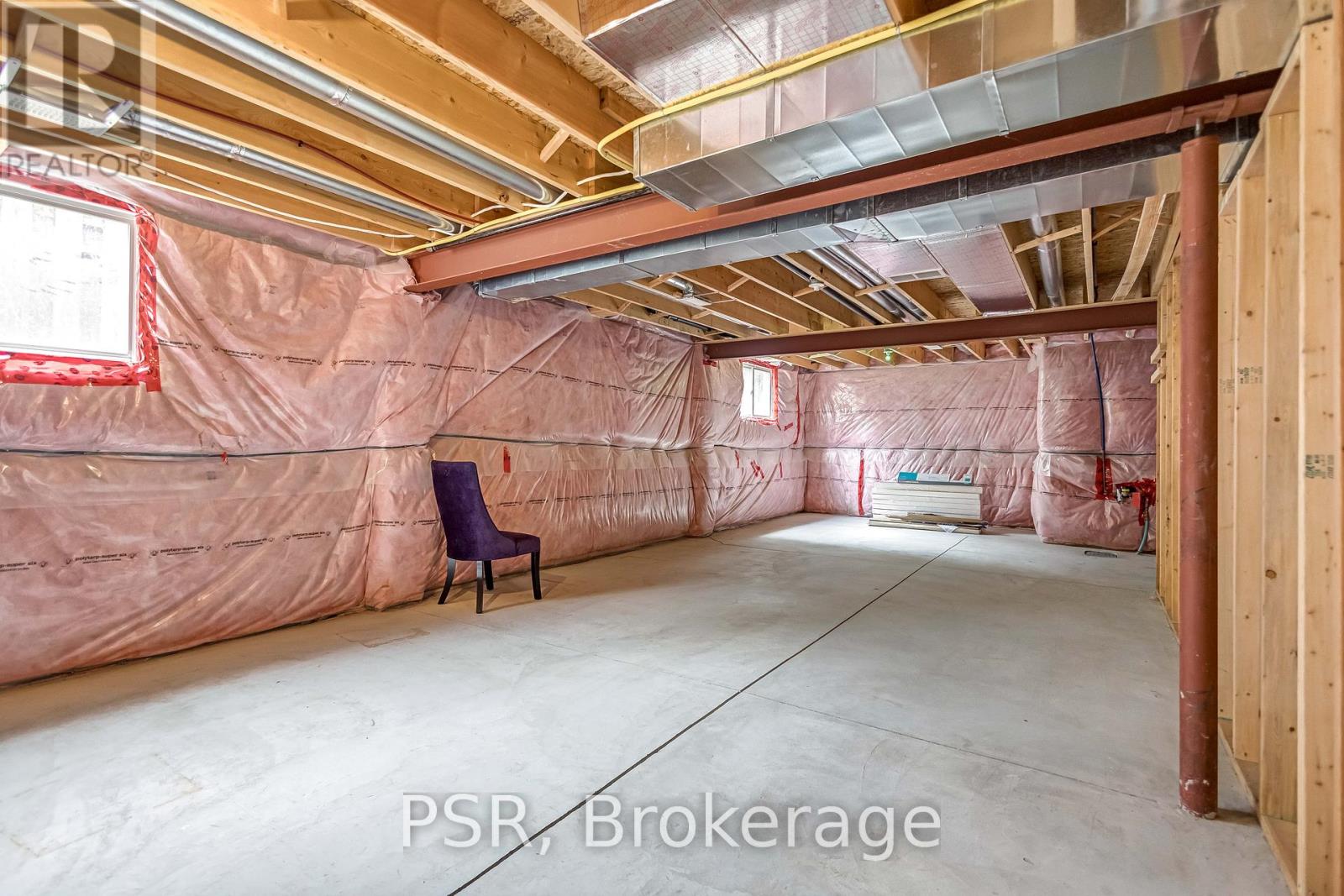 Photo 1 of 653 Deere Street, Welland ON