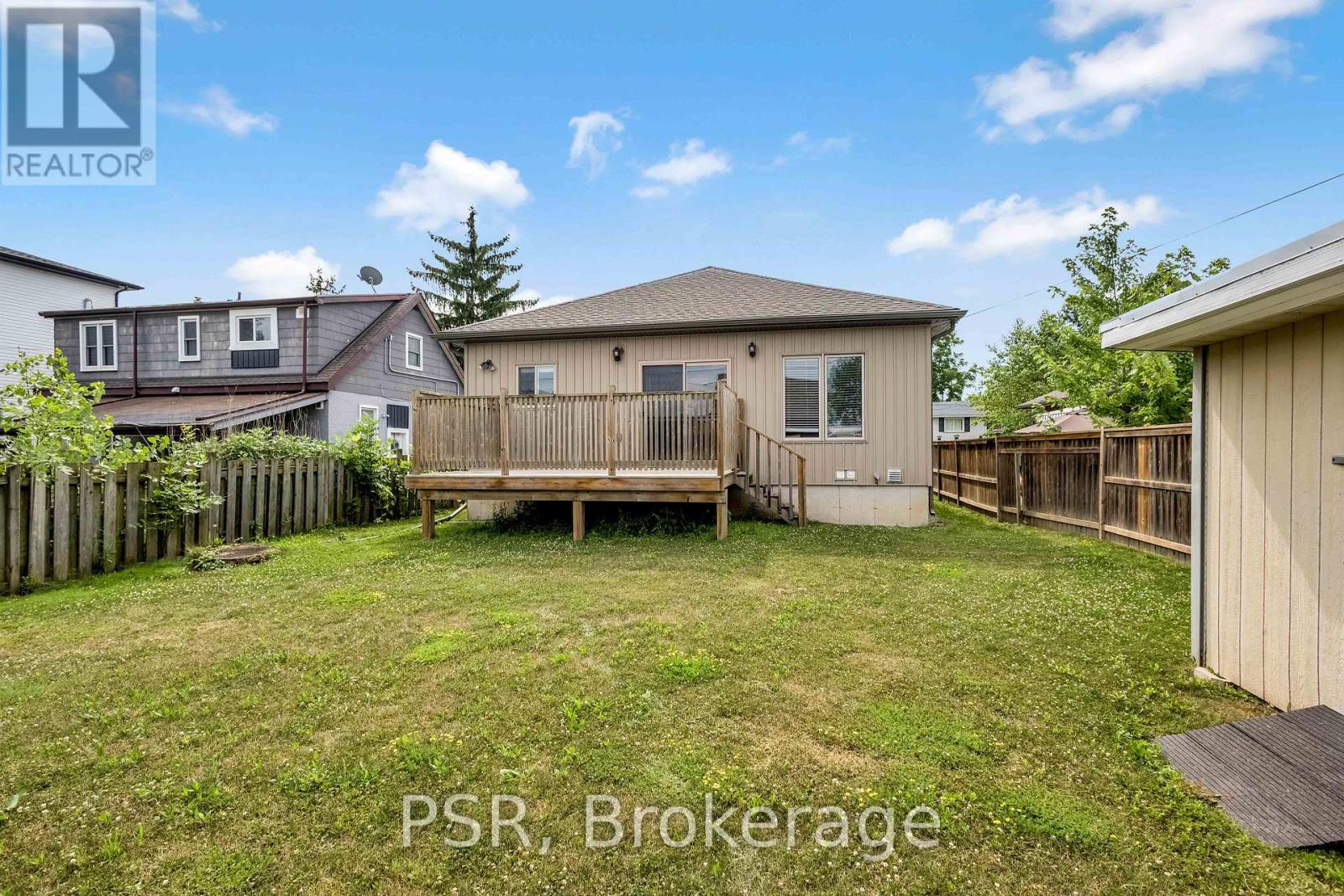 Photo 25 of 653 Deere Street, Welland ON