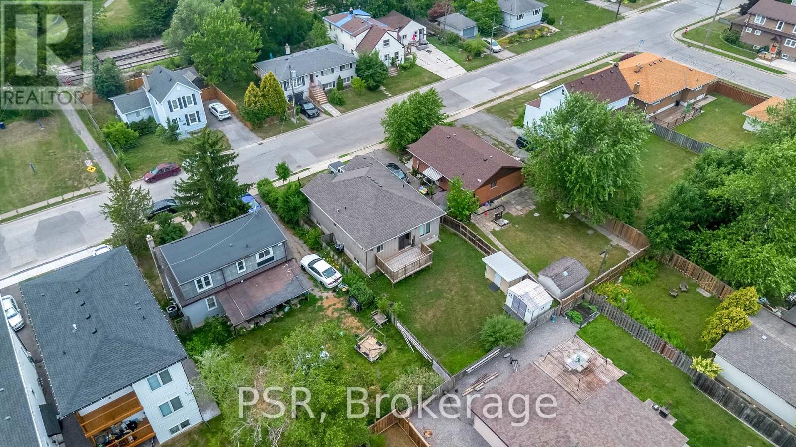 Photo 22 of 653 Deere Street, Welland ON