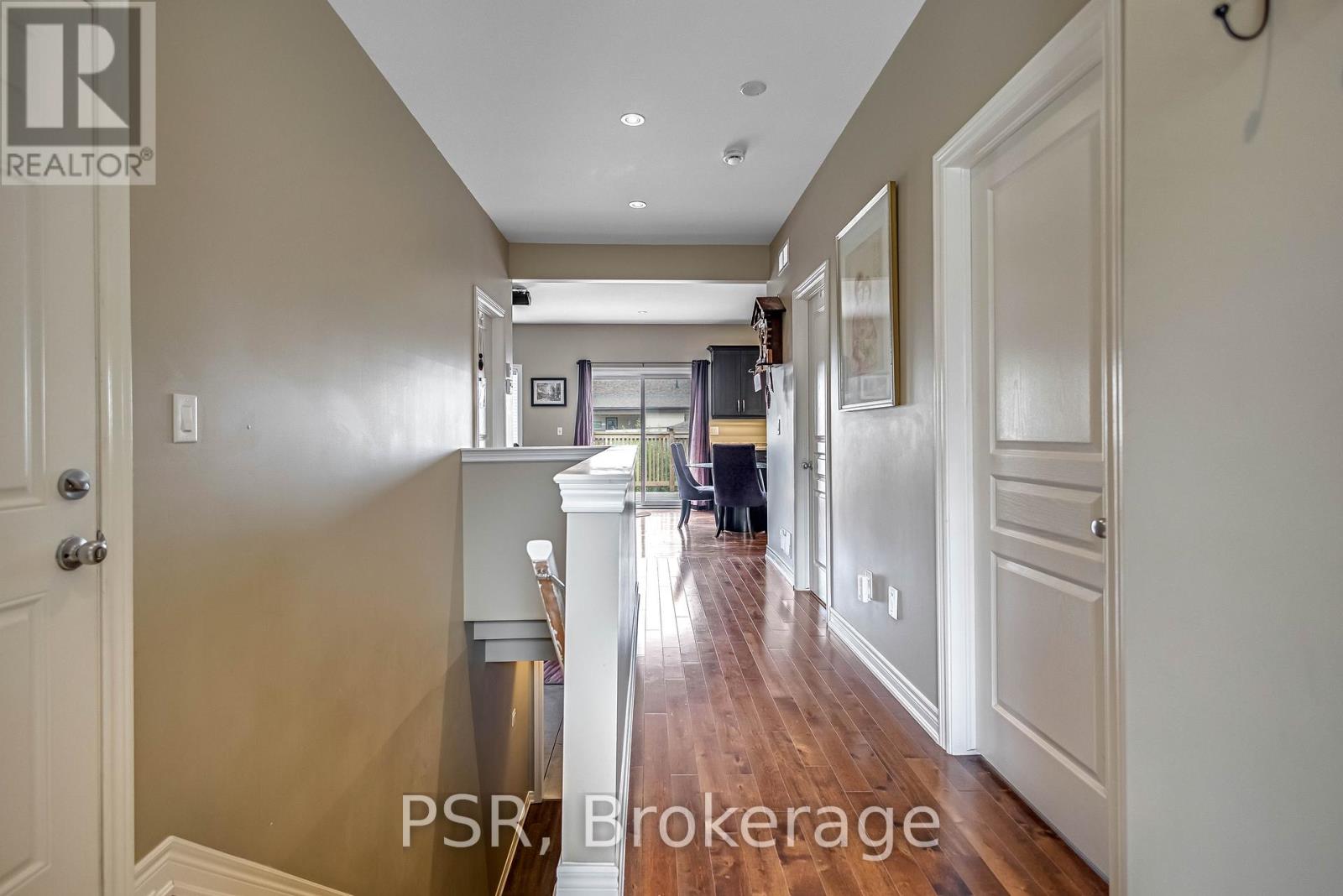 Photo 33 of 653 Deere Street, Welland ON