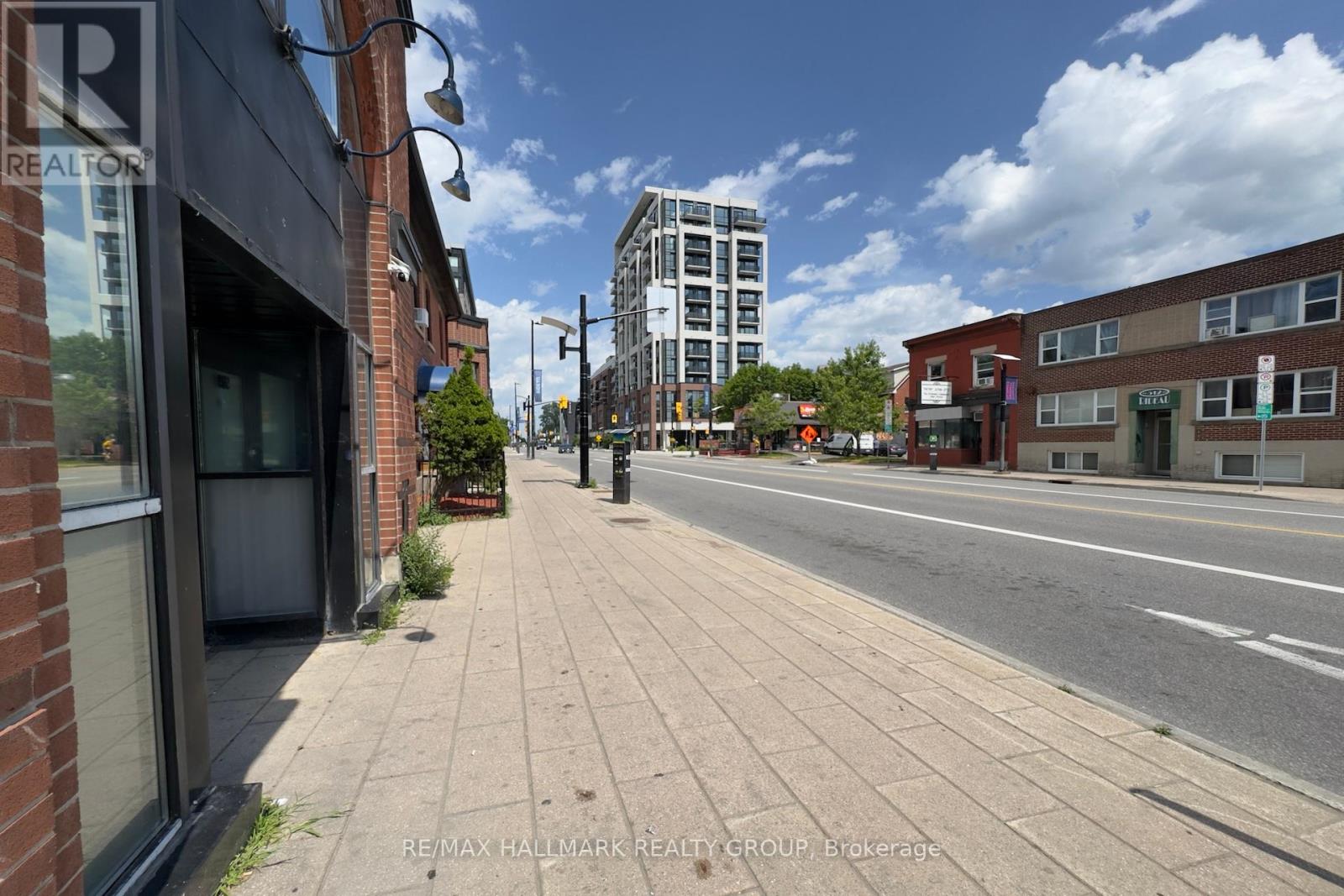 Photo 5 of 509 Rideau Street, Ottawa ON