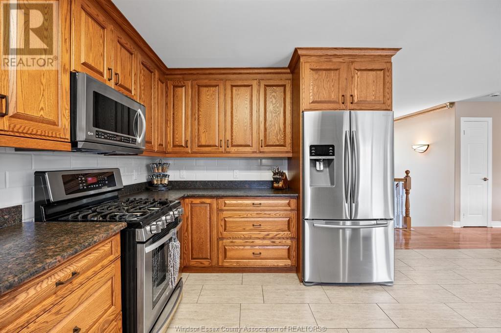 Photo 4 of 6758 County Rd 50, Amherstburg ON