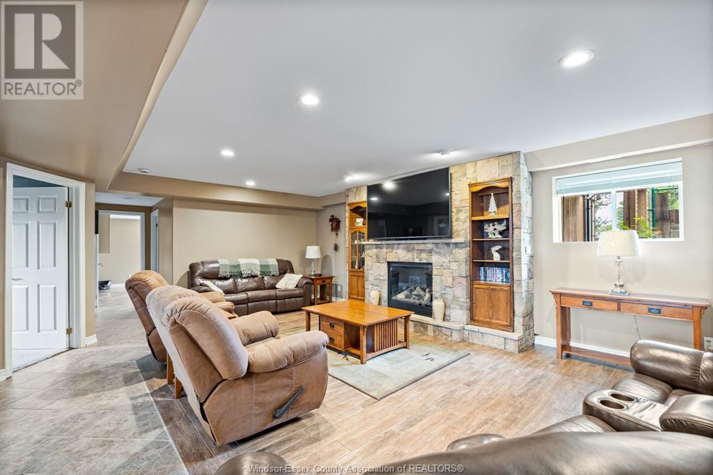 Photo 7 of 6758 County Rd 50, Amherstburg ON