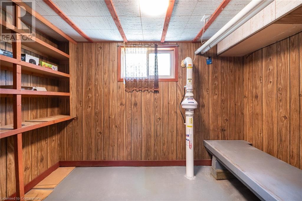 Photo 11 of 364 Red Oak Avenue, Stoney Creek ON