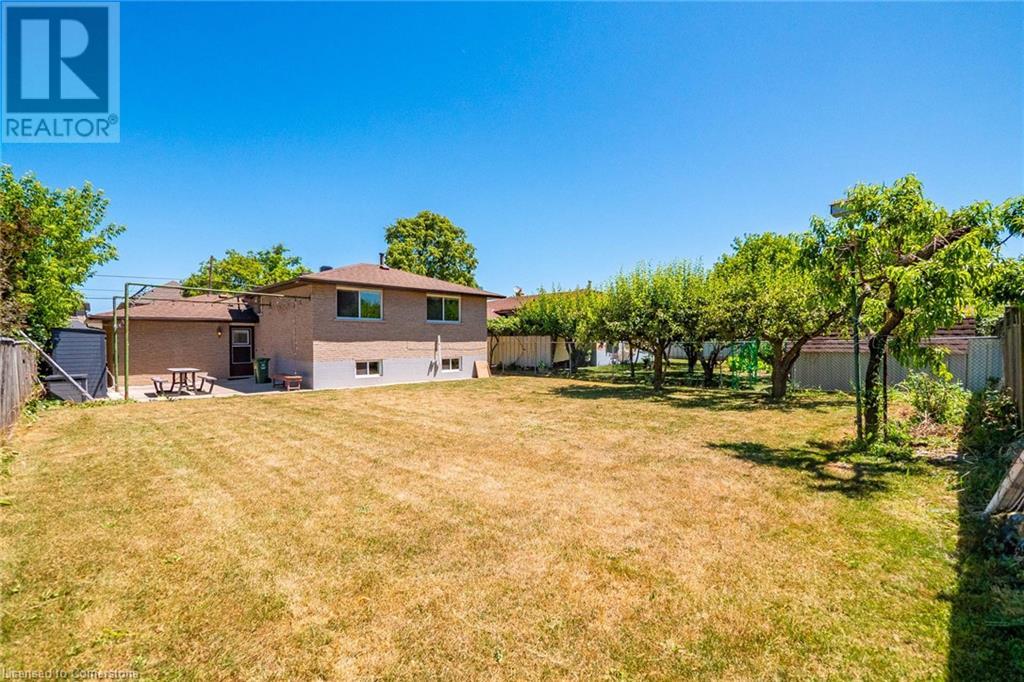 Photo 18 of 364 Red Oak Avenue, Stoney Creek ON