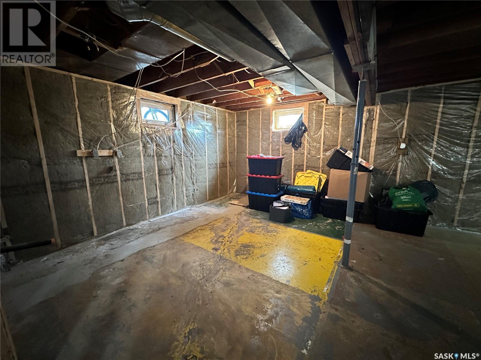 Photo 13 of 424 6th Avenue Nw, Swift Current SK