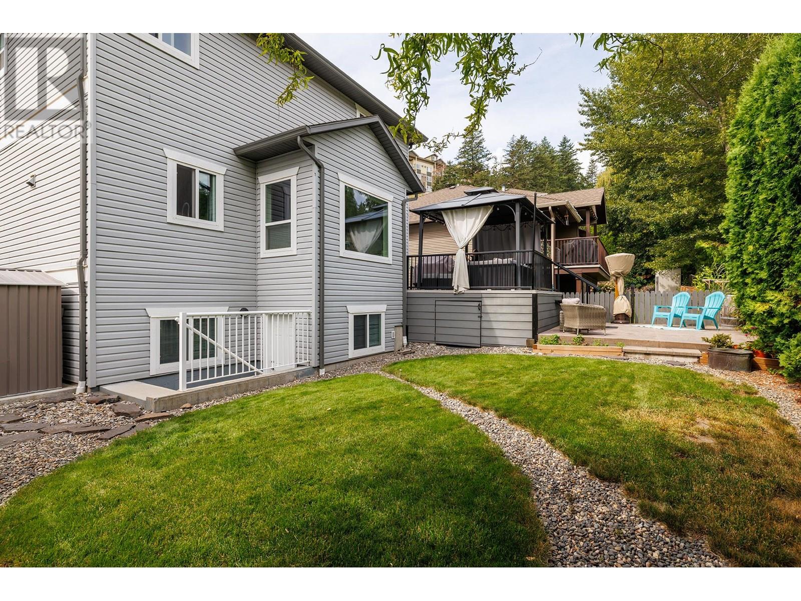  2165 Shelby Crescent, West Kelowna