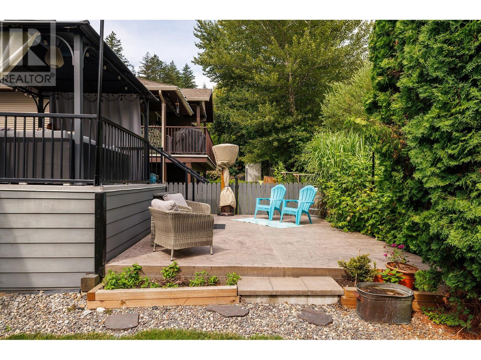 2165 Shelby Crescent, West Kelowna