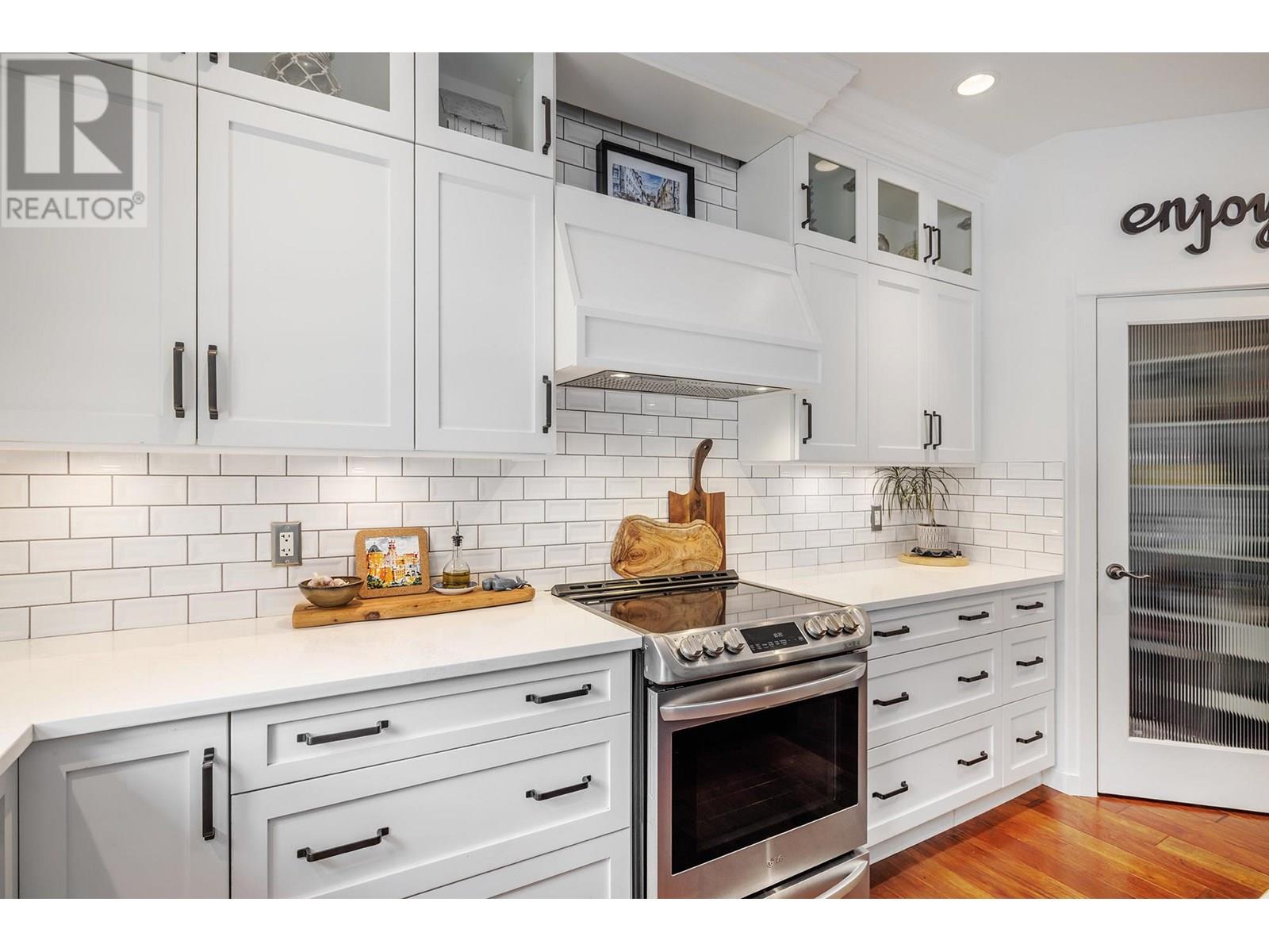  2165 Shelby Crescent, West Kelowna