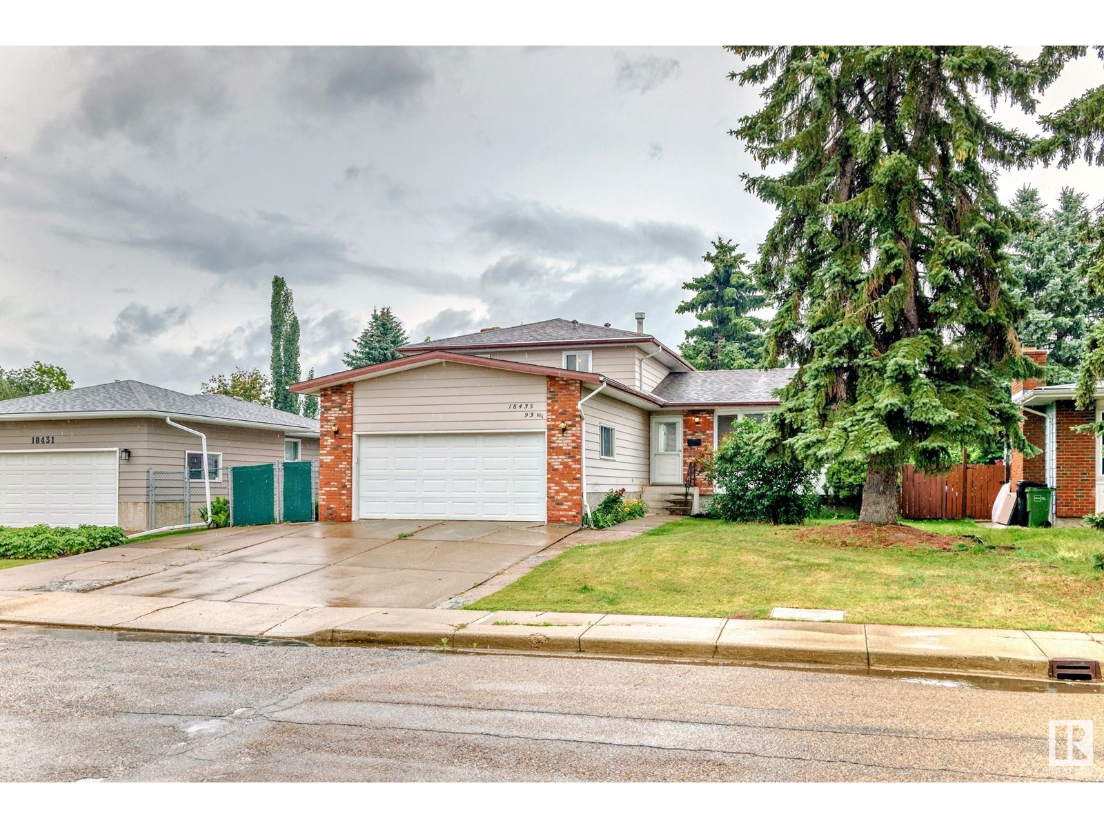 Photo 44 of 18435 93 Av Nw, Edmonton AB