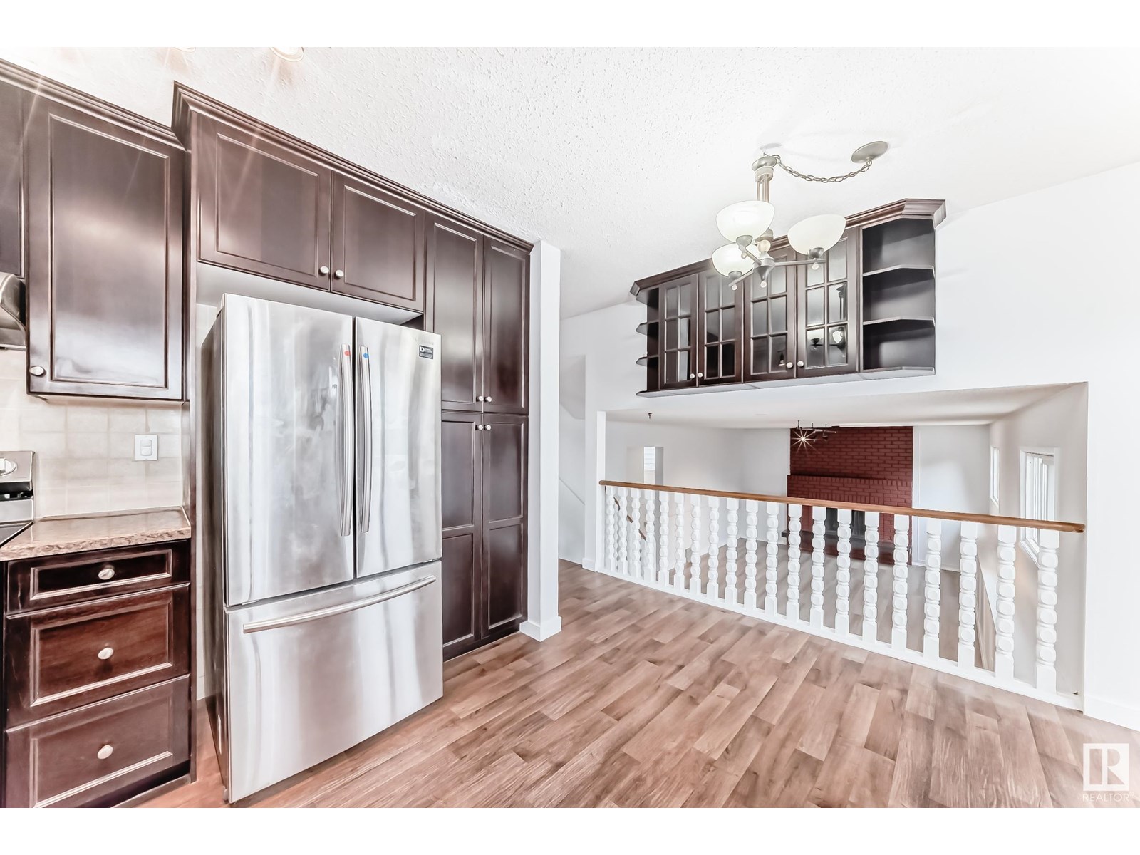 Photo 18 of 18435 93 Av Nw, Edmonton AB