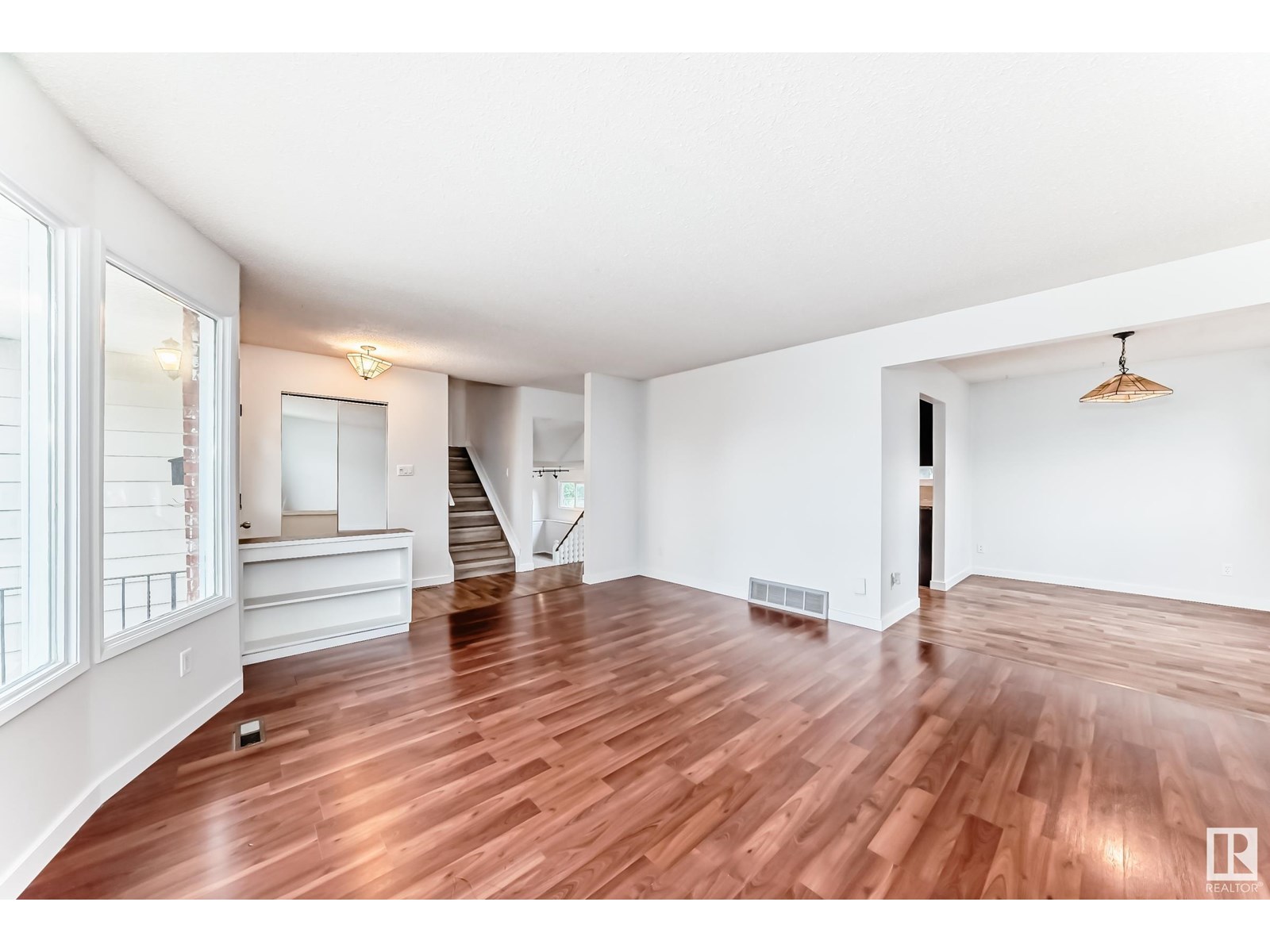 Photo 53 of 18435 93 Av Nw, Edmonton AB