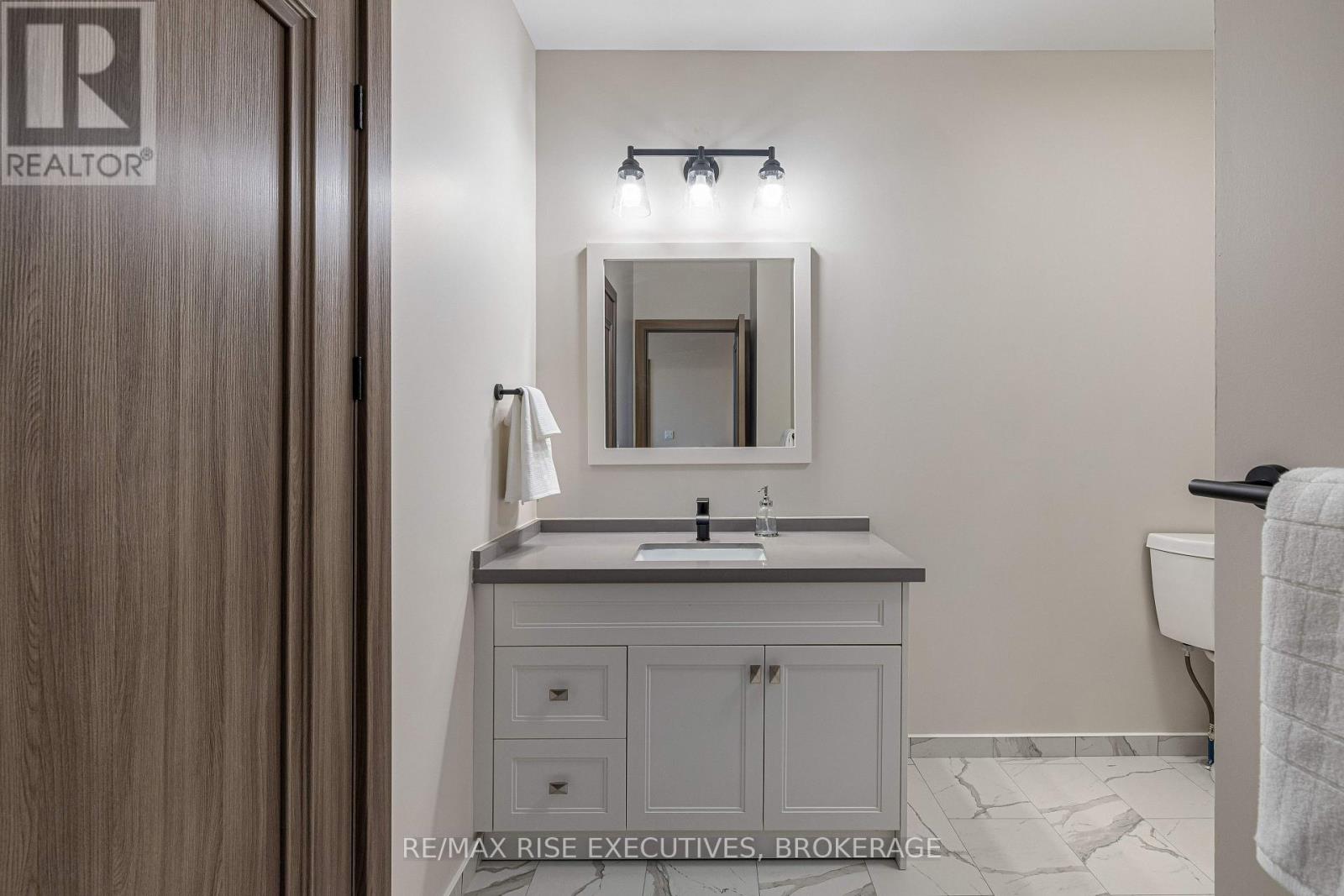 Photo 37 of 506 2274 Princess Street, Kingston ON