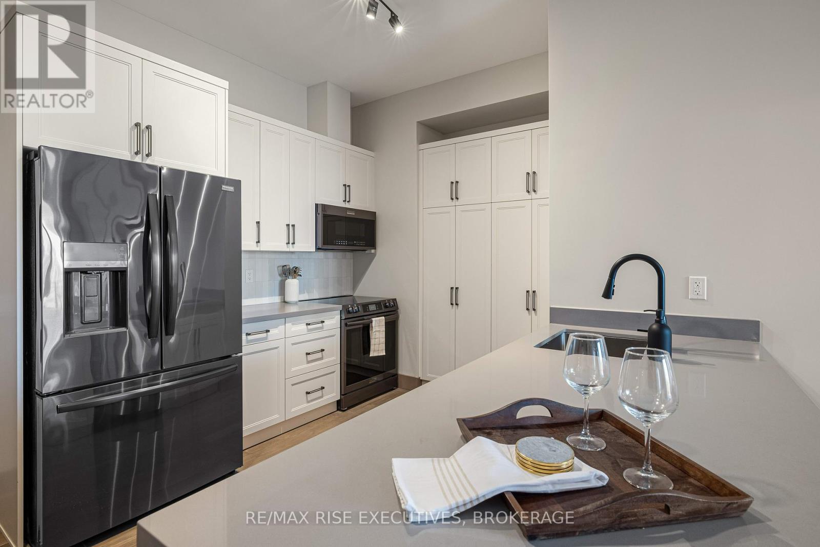Photo 32 of 506 2274 Princess Street, Kingston ON