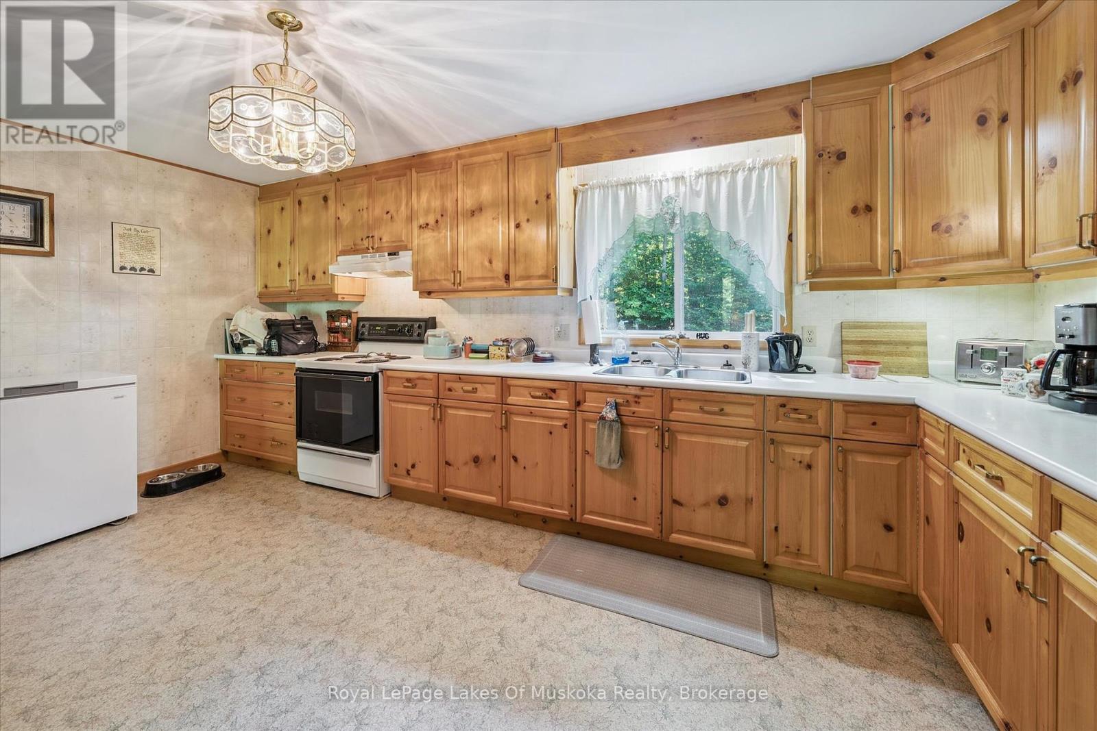 Photo 29 of 4159 Muskoka 117 Road, Lake Of Bays ON