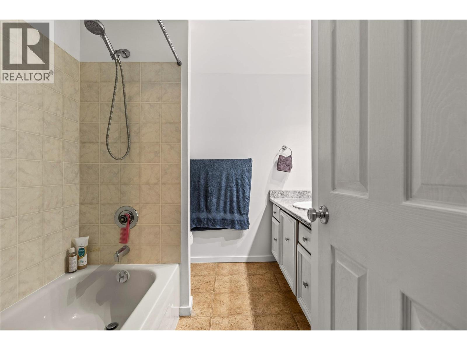 Photo 7 of 3901 32 Avenue Unit 324, Vernon BC