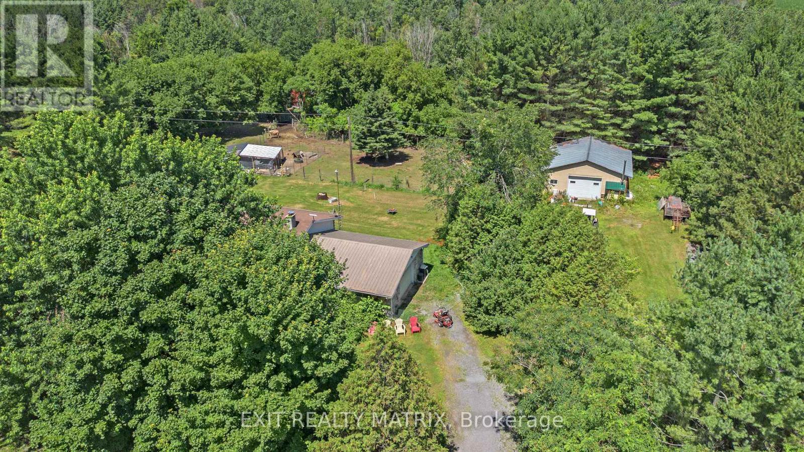 Photo 10 of 21111 Concession Rd 8 Road, South Glengarry ON