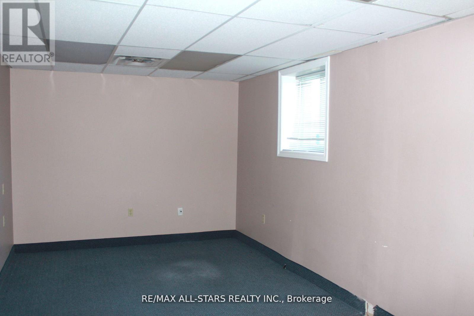 Photo 4 of Unit 2 183 Simcoe Avenue, Georgina ON
