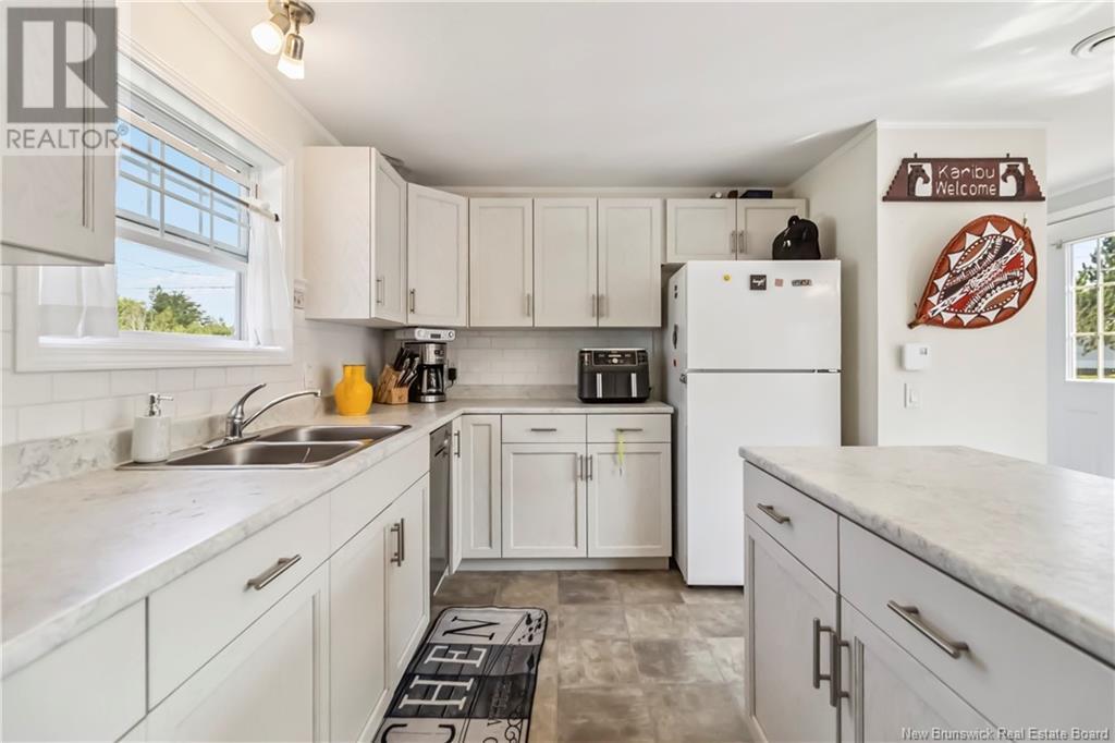 Photo 7 of 65 Ulysse Drive, Dieppe NB