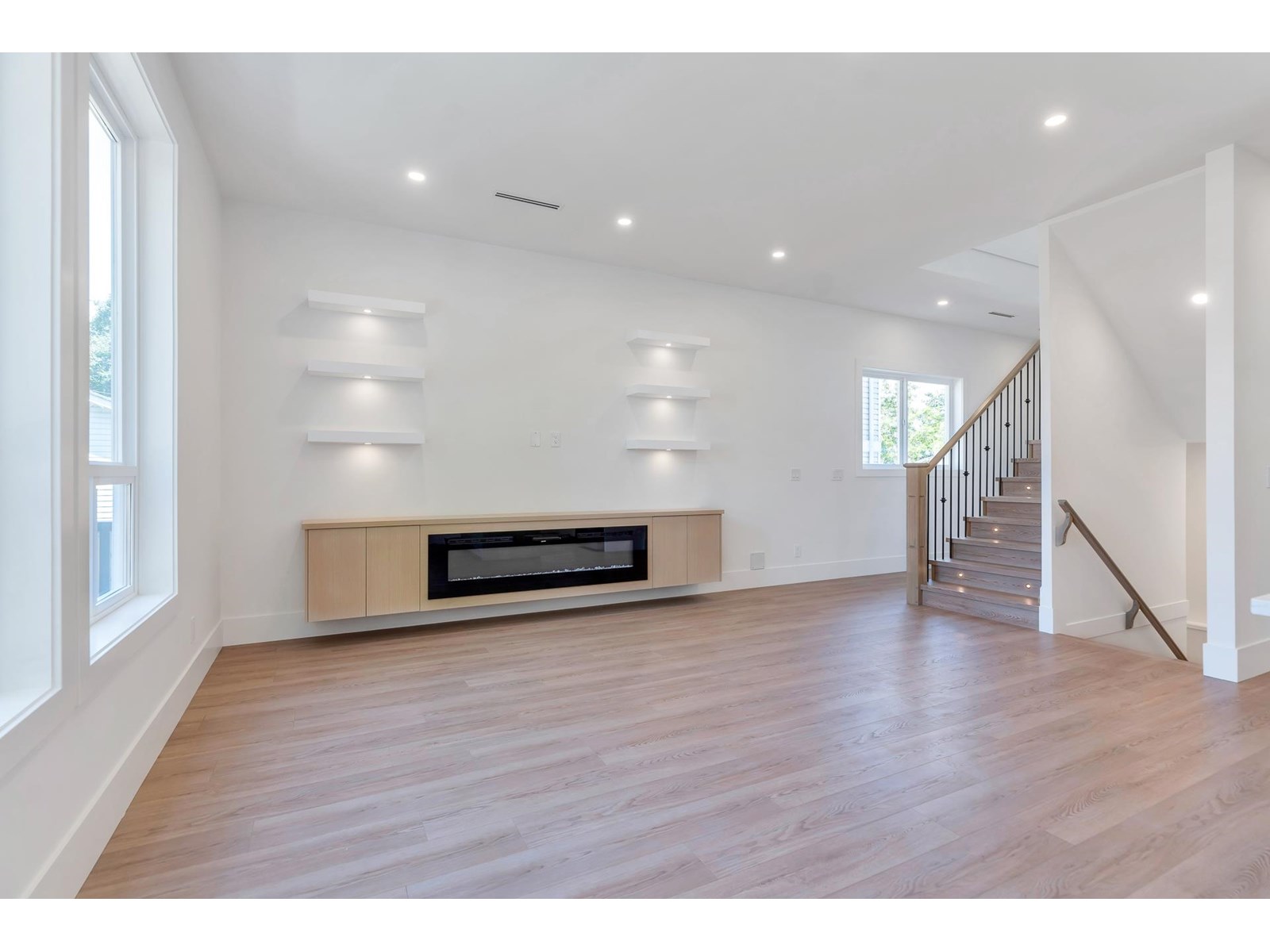 Photo 5 of 11733 85 A Avenue, Delta BC