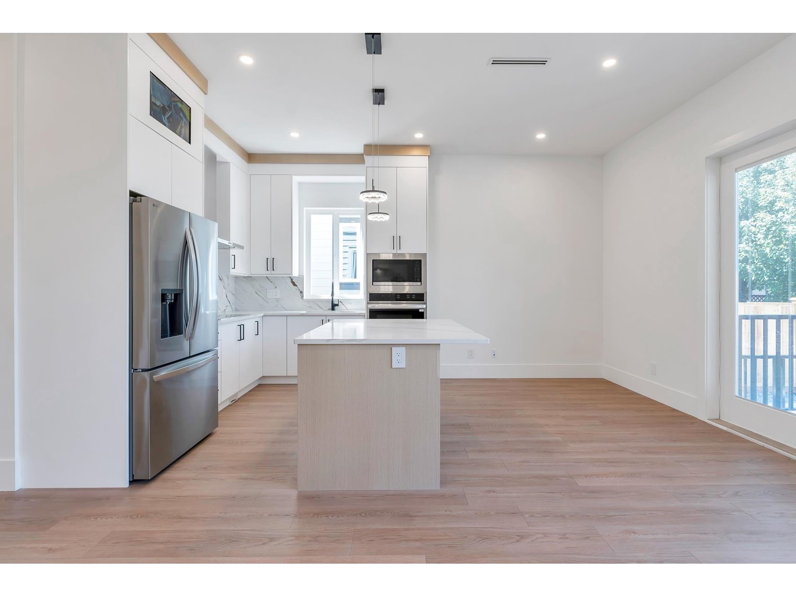 Photo 6 of 11733 85 A Avenue, Delta BC