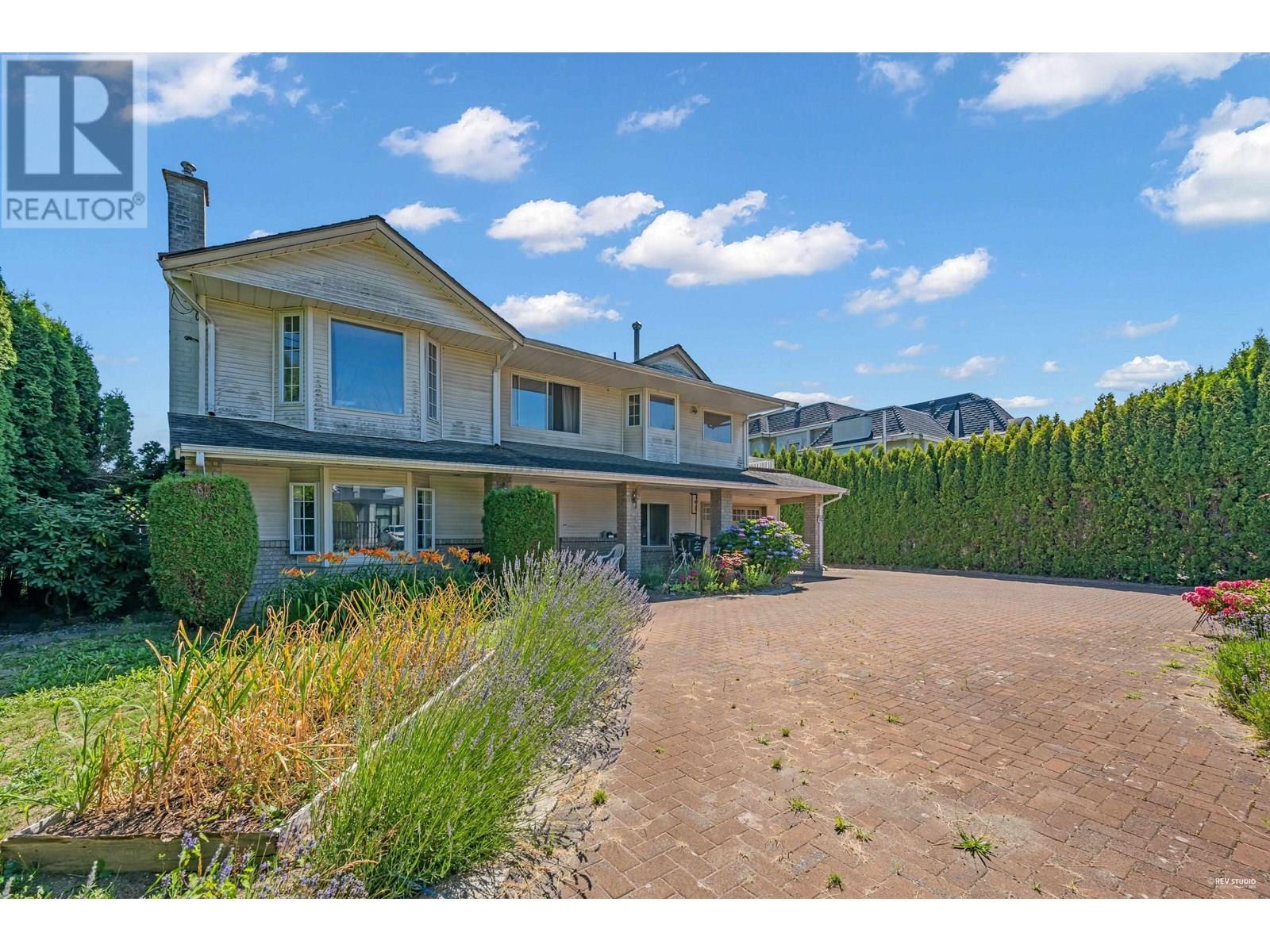 Photo 12 of 10560 Granville Avenue, Richmond BC