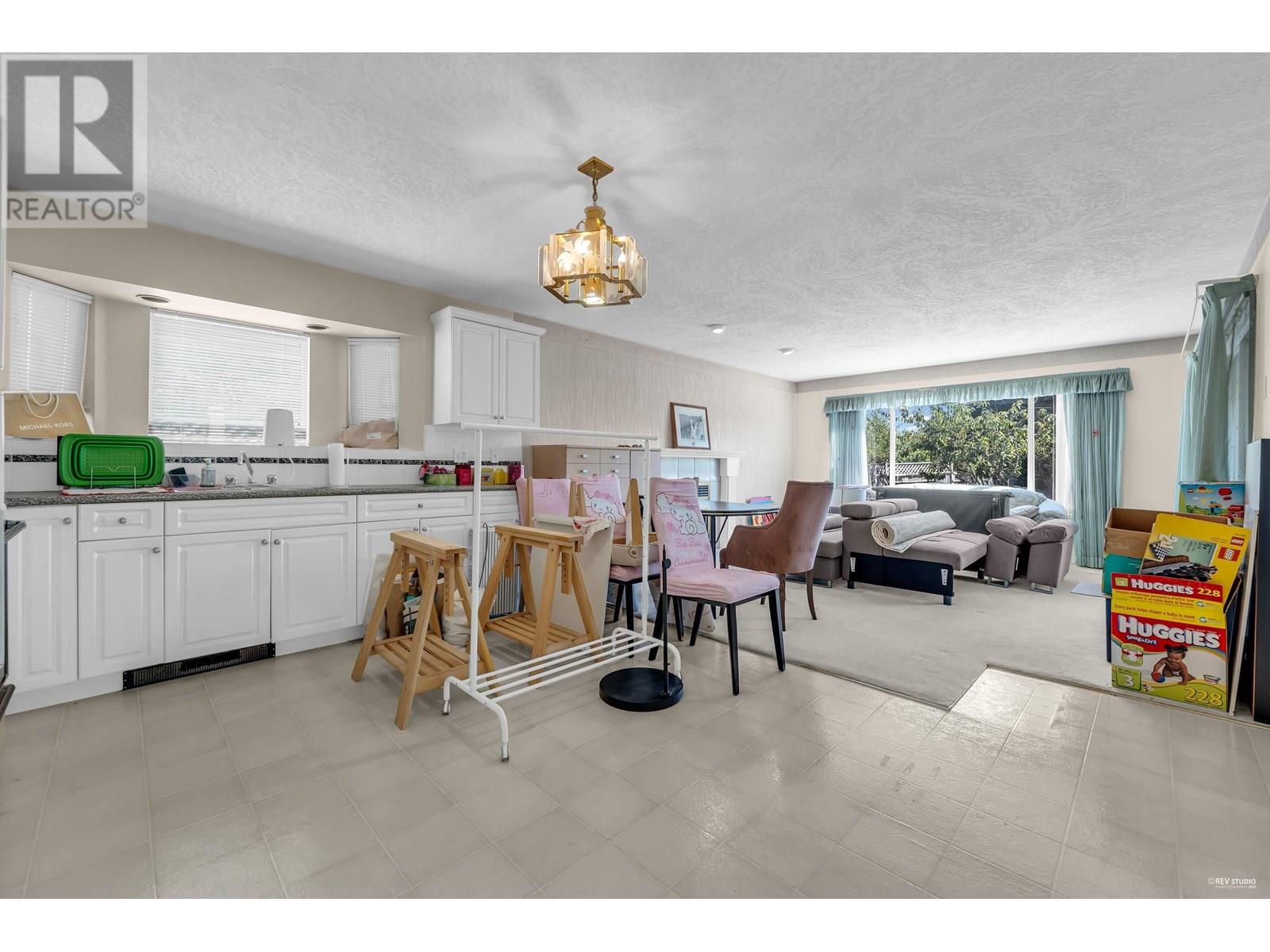 Photo 6 of 10560 Granville Avenue, Richmond BC